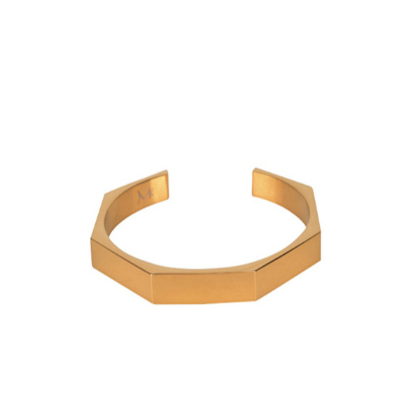 Trendy stainless steel bangle for woman